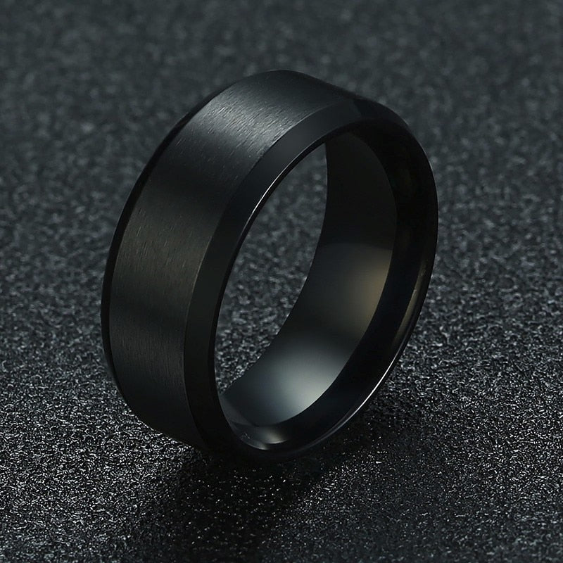 Round Black Ring
