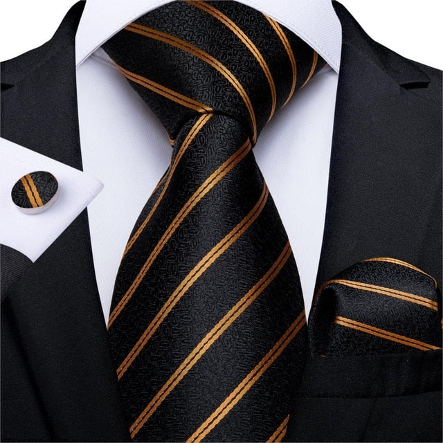 Roberto Business Silk 3 Piece Set Hanky,Cufflinks Set