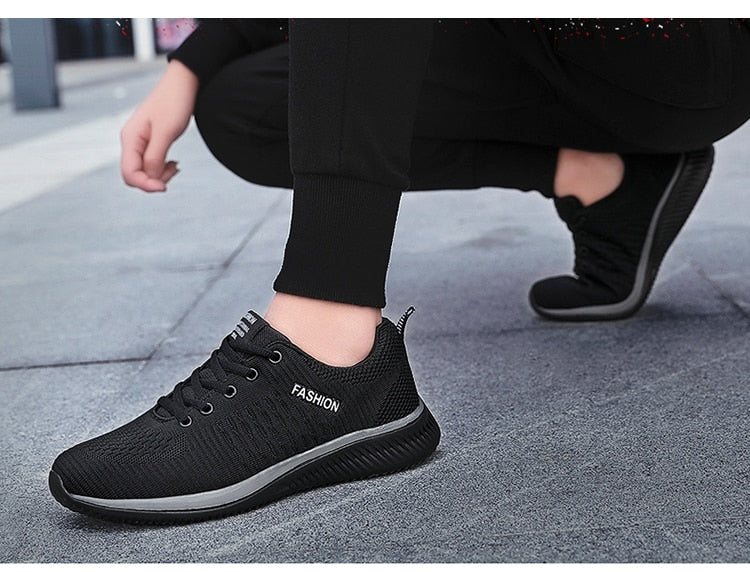 Men Casual Breathable Tennis Shoes