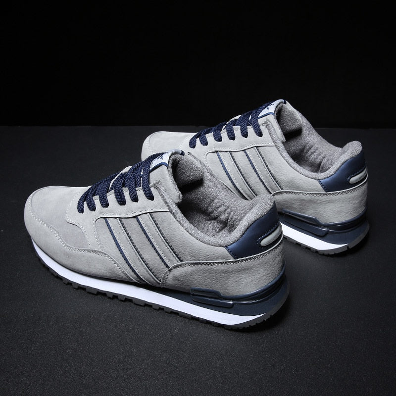 Men Casual Comfortable Lace-up Sneakers