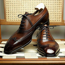 Load image into Gallery viewer, Head Carved Oxford Shoes
