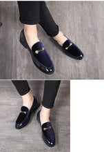 Load image into Gallery viewer, Omino Pointed Toe Oxford Shoe
