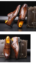 Load image into Gallery viewer, Octavian Crocodile Pattern Leather Shoe
