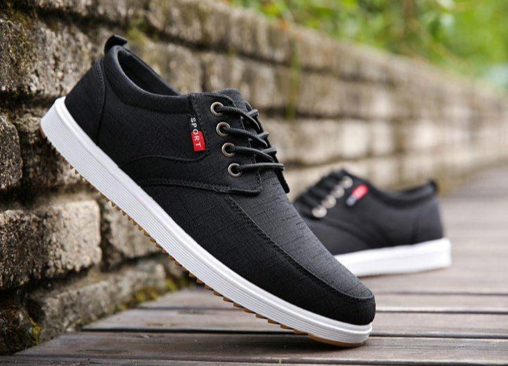 Men Light Elegant Casual Sneakers