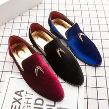 Load image into Gallery viewer, StylishSole™ - Men Velvet Flat Loafers
