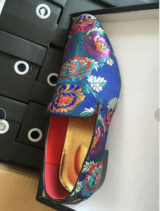 Men Handmade Exquisite Embroidery Leather Business Dress Shoes