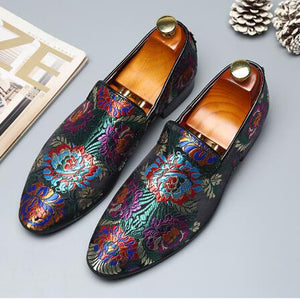 Men Handmade Exquisite Embroidery Leather Business Dress Shoes