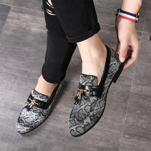 Load image into Gallery viewer, Nat Luxury Tassels Flat Footwear Loafers
